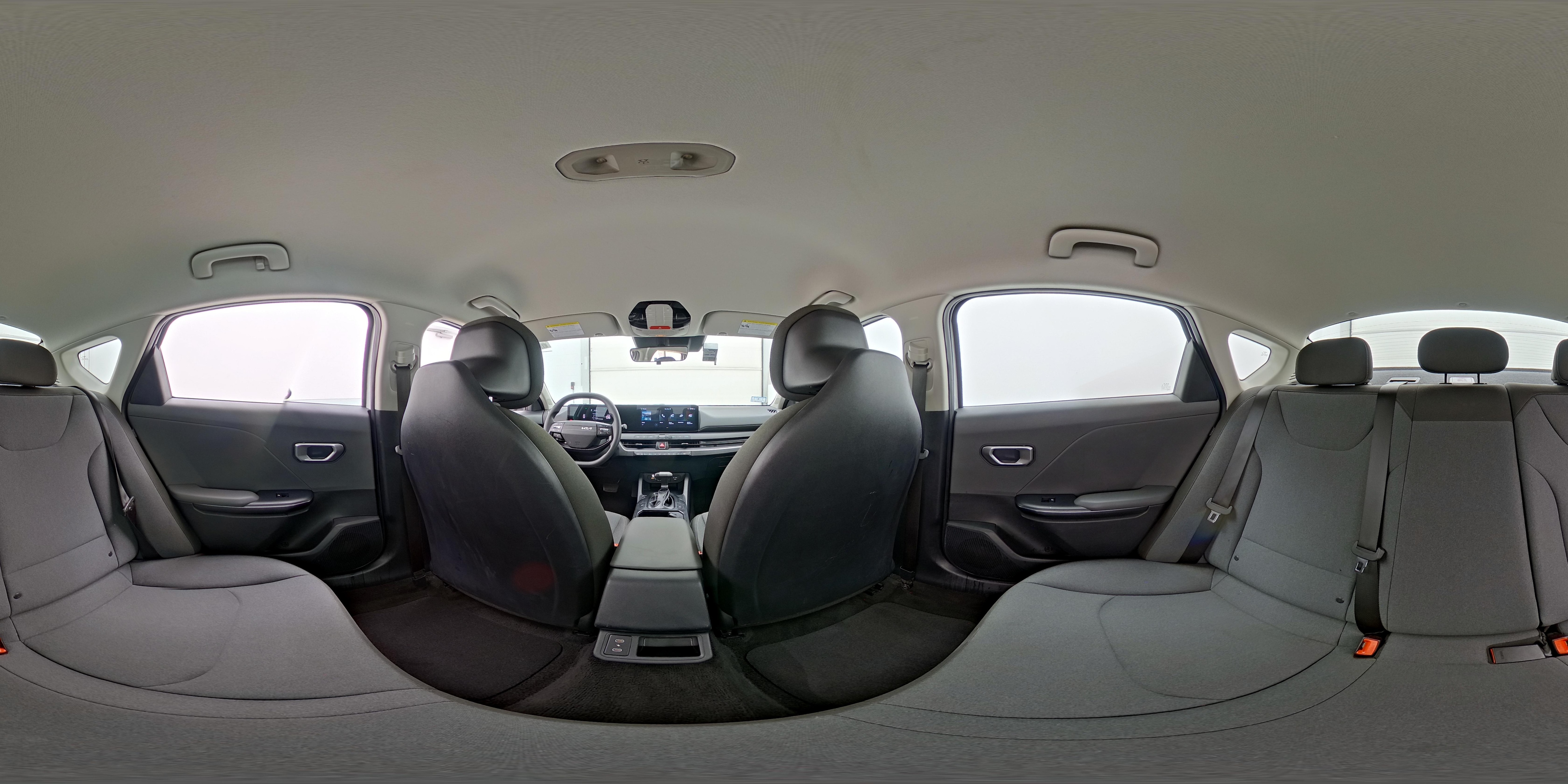 2025 Kia K4 LXS - Photo 25