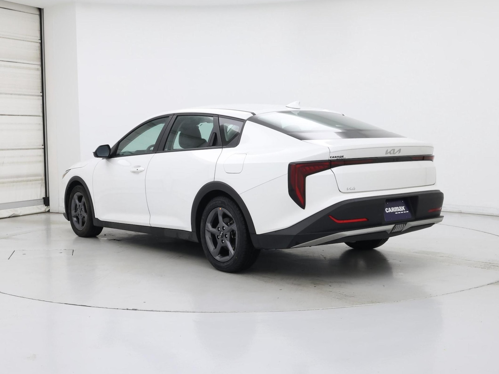 2025 Kia K4 LXS - Photo 3