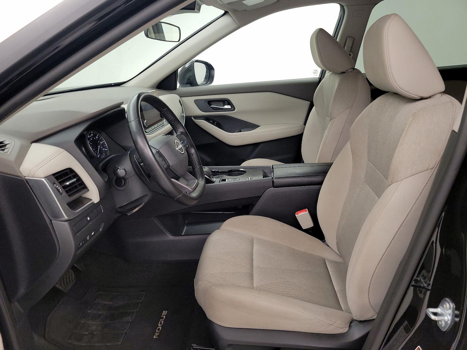 Power Seat(s) & Side Airbags