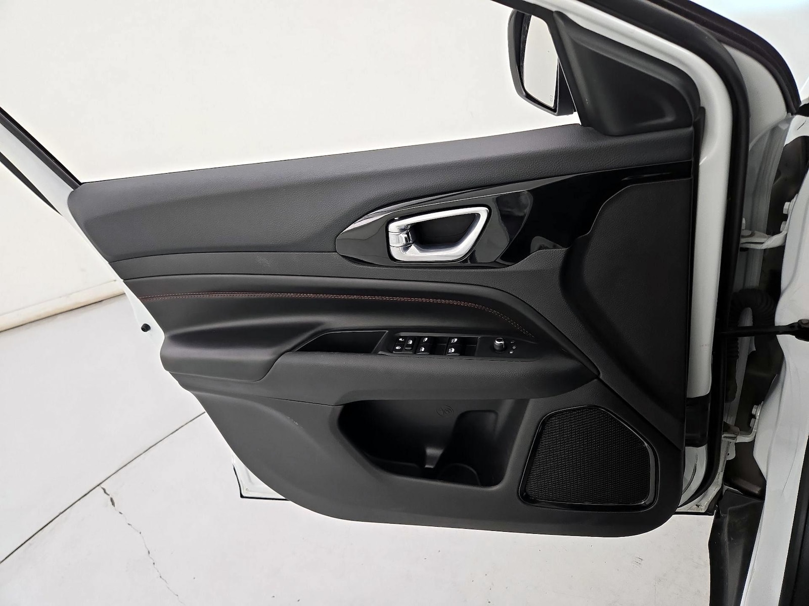 2025 Jeep Compass Trailhawk - Photo 13