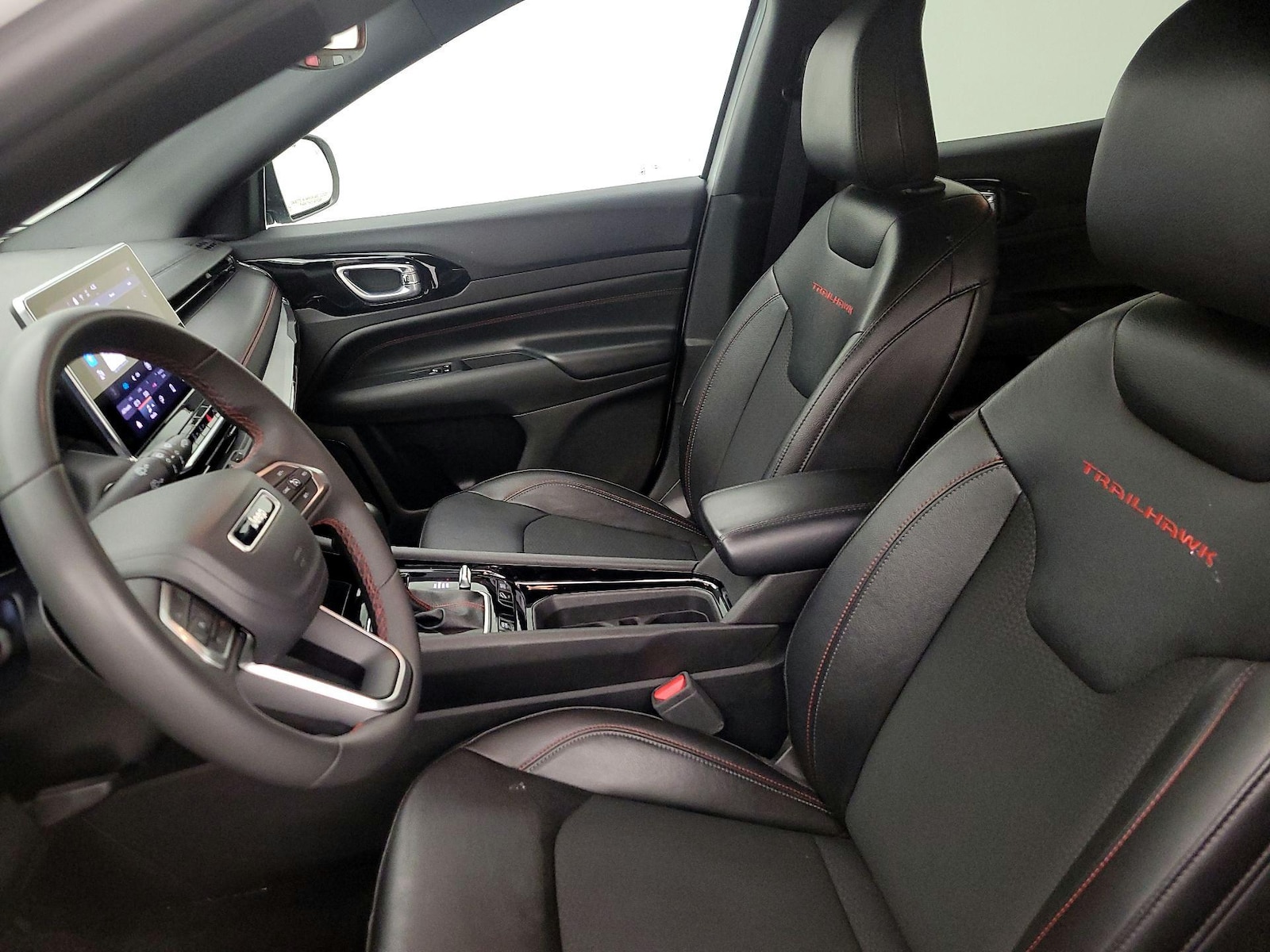 2025 Jeep Compass Trailhawk - Photo 12