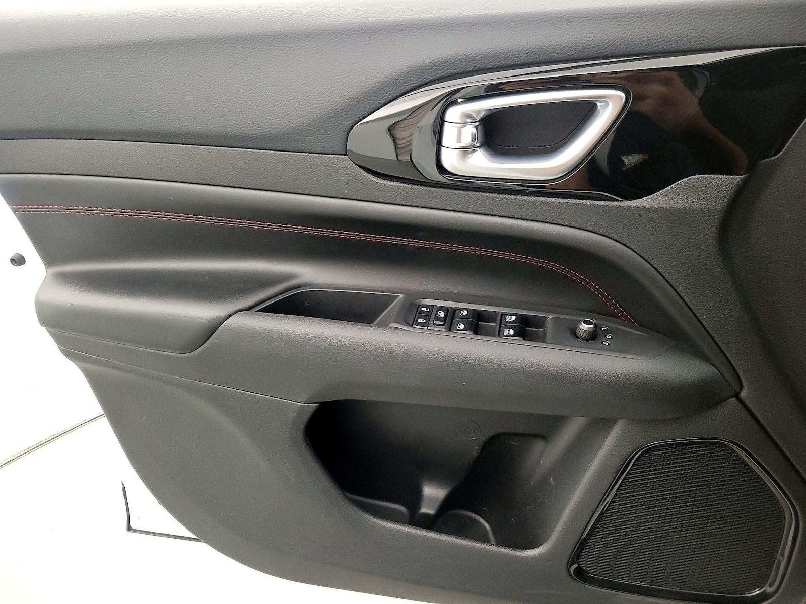 2025 Jeep Compass Trailhawk - Photo 13