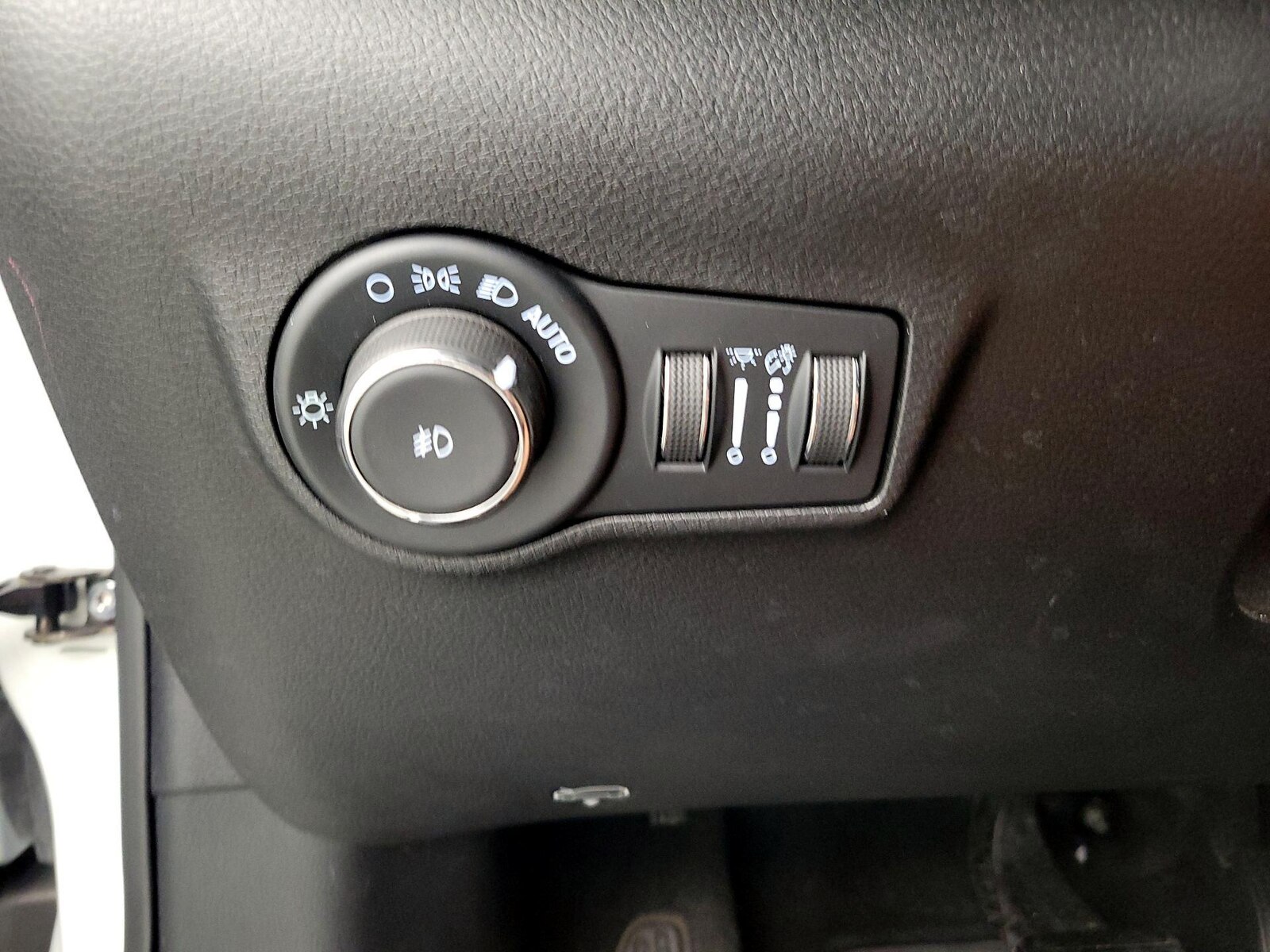 2025 Jeep Compass Trailhawk - Photo 14