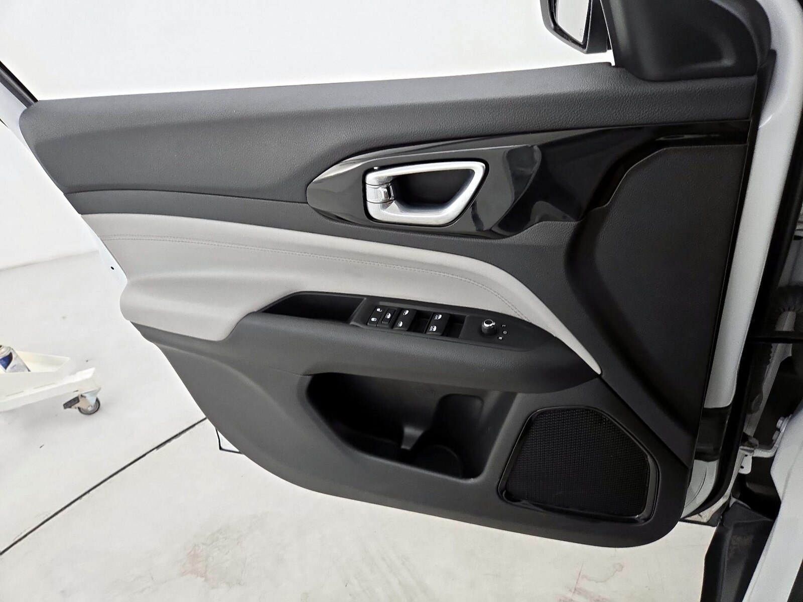 2025 Jeep Compass Limited - Photo 13