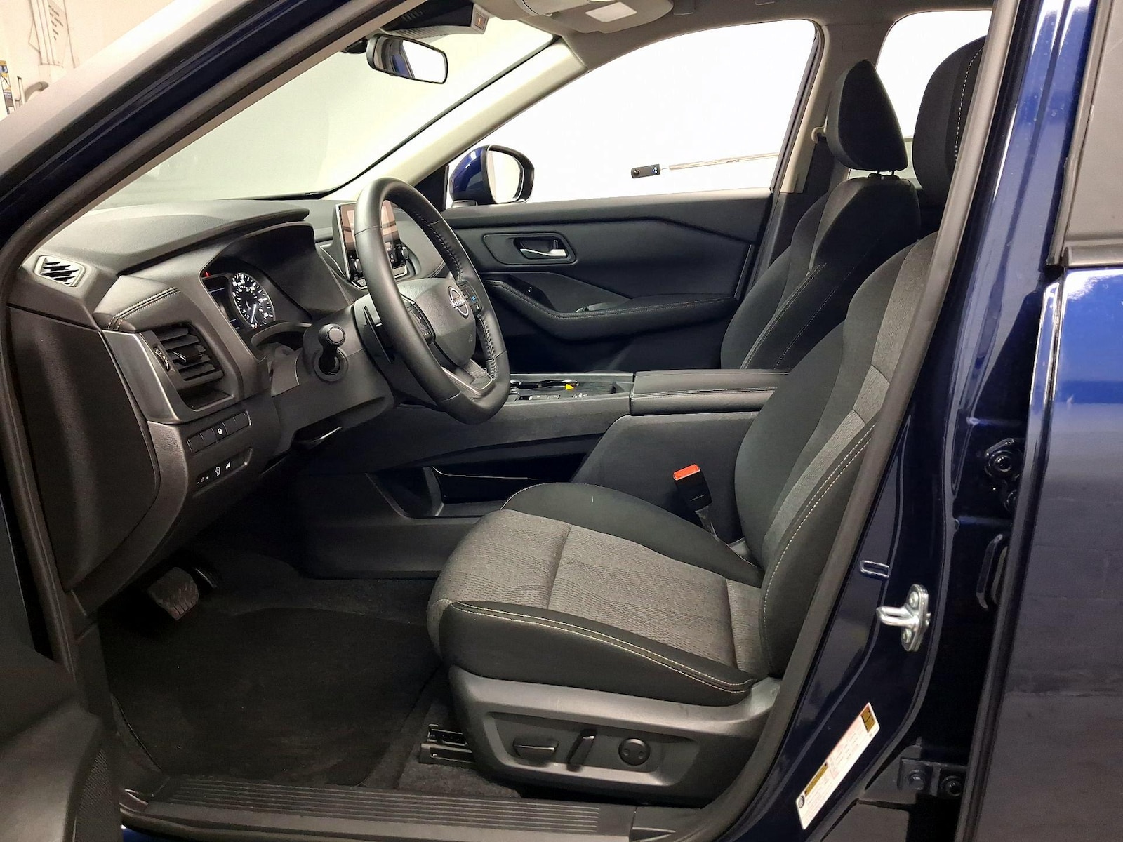 Power Seat(s) & Side Airbags