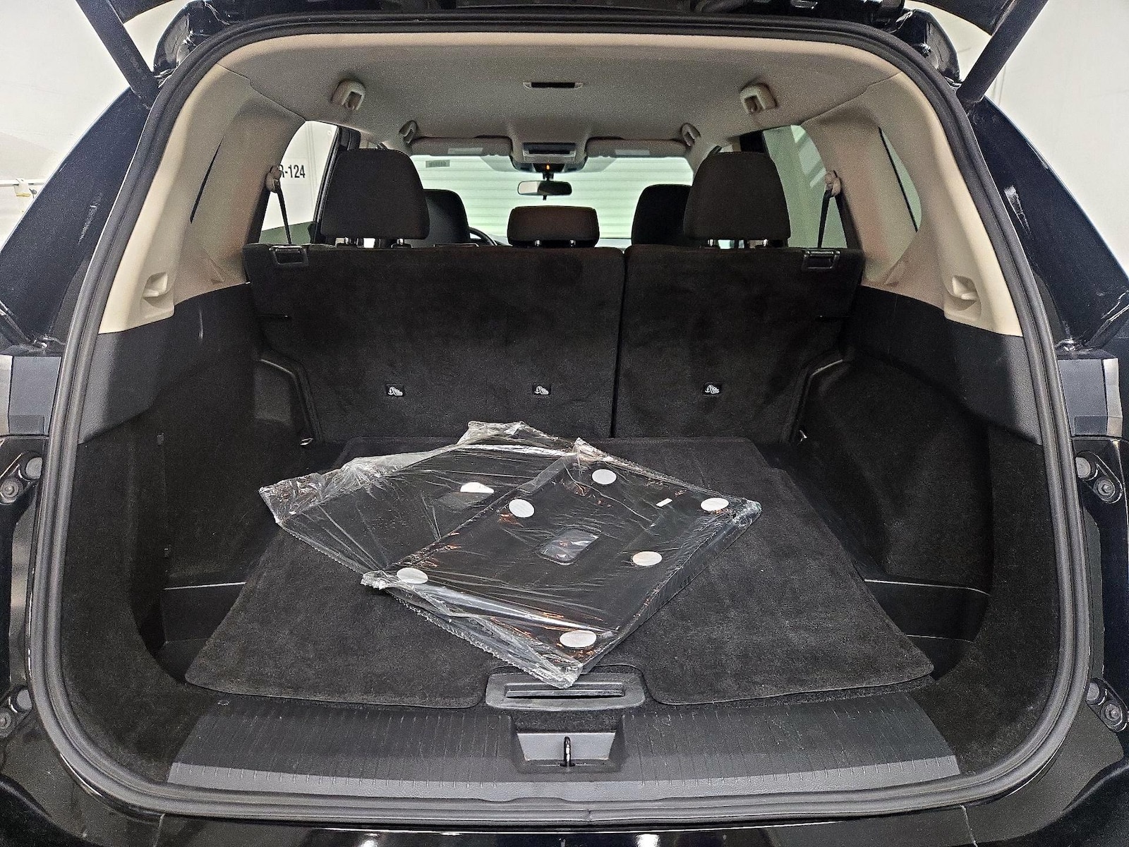 2025 Nissan Rogue SV - Photo 21