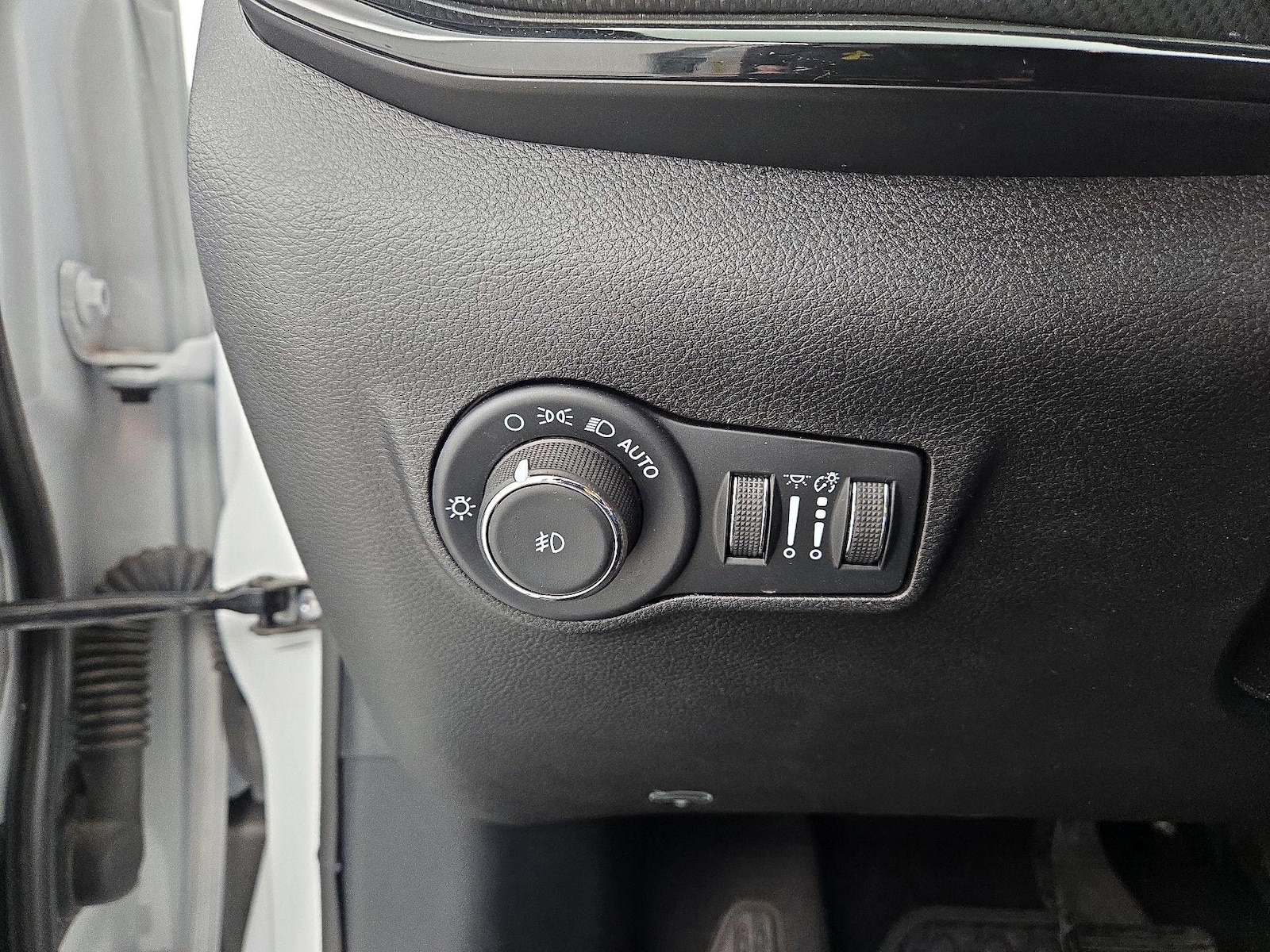 2025 Jeep Compass Trailhawk - Photo 14