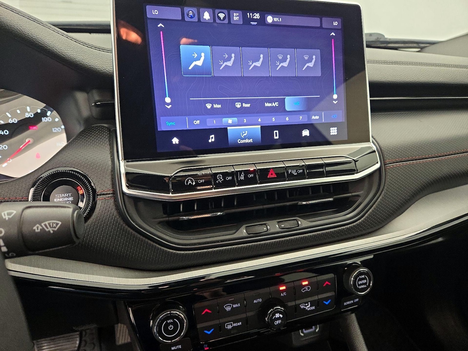2025 Jeep Compass Trailhawk - Photo 17