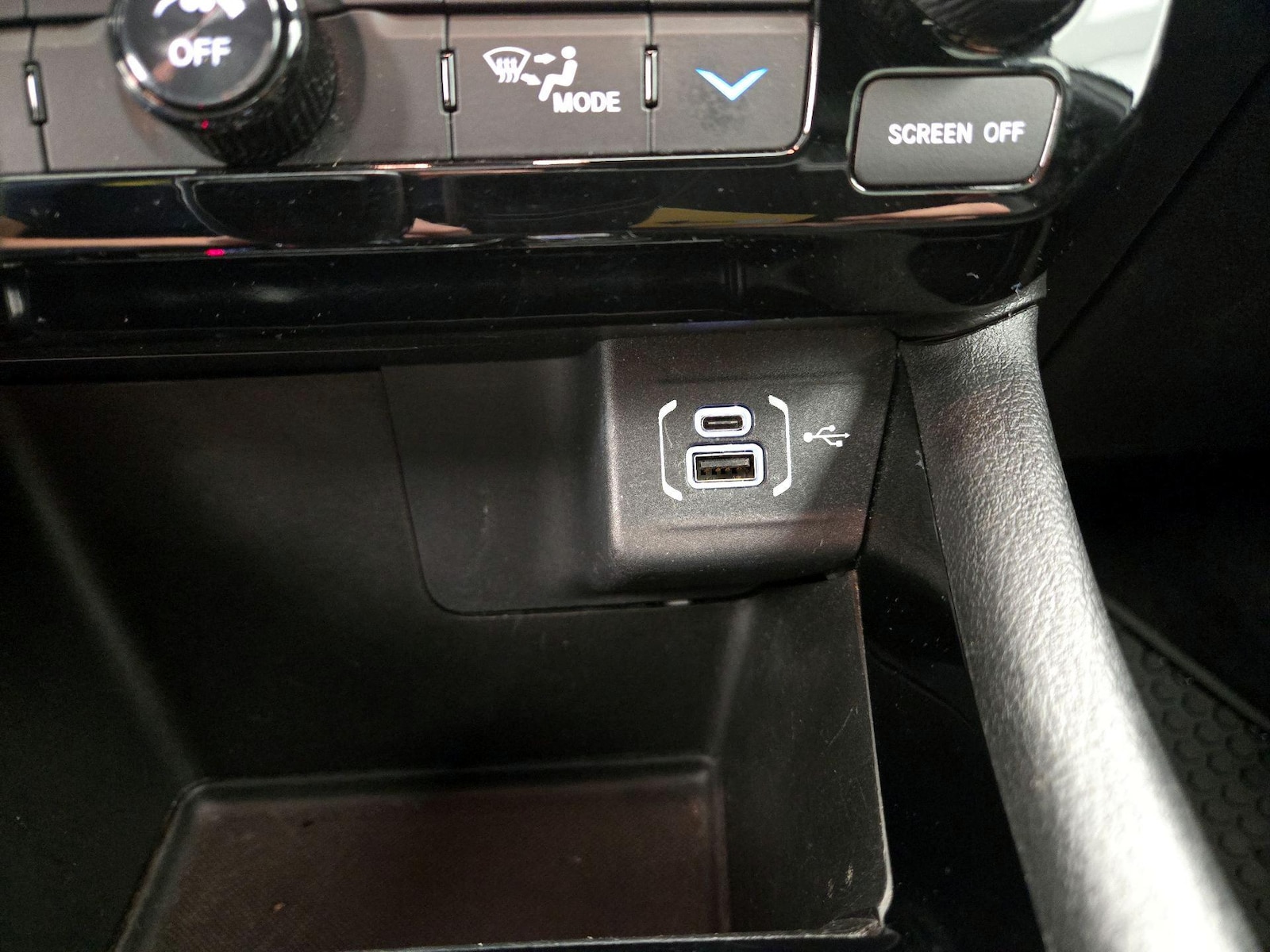 2025 Jeep Compass Trailhawk - Photo 19
