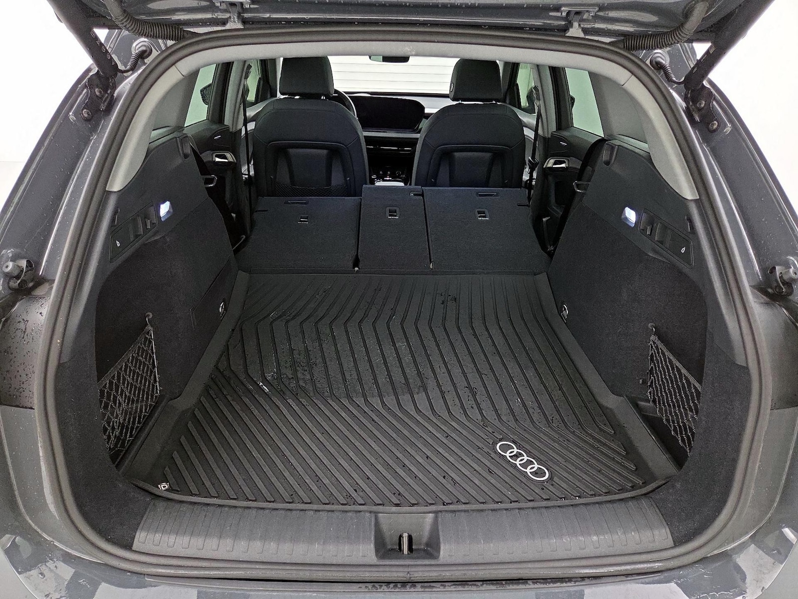 2025 Audi Q6 e-tron Premium Plus - Photo 23