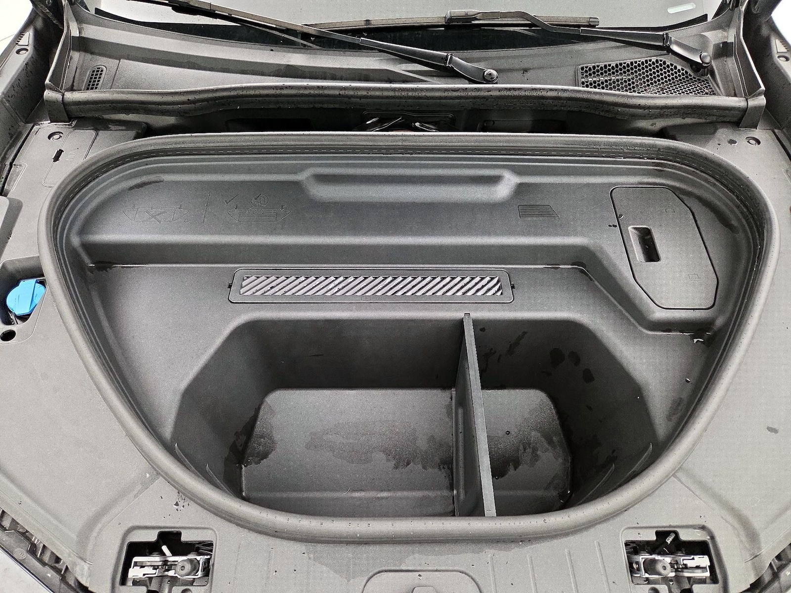 2025 Audi Q6 e-tron Premium Plus - Photo 24