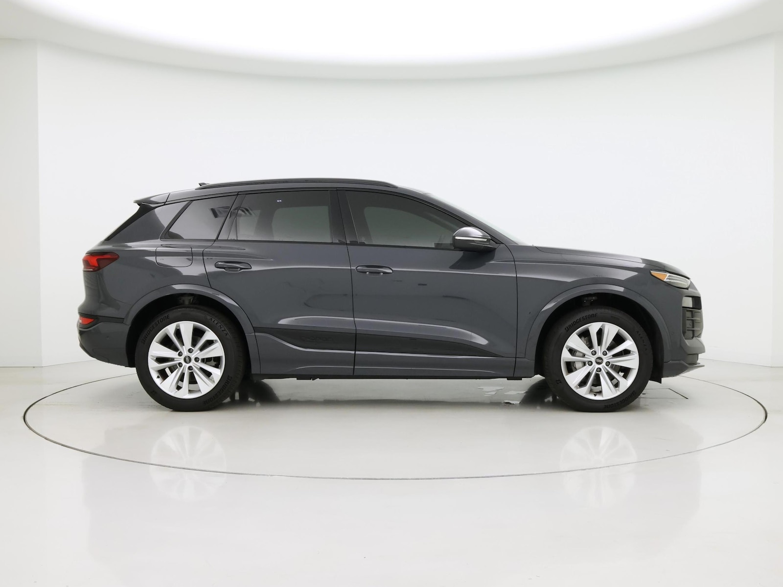 2025 Audi Q6 e-tron Premium Plus - Photo 8
