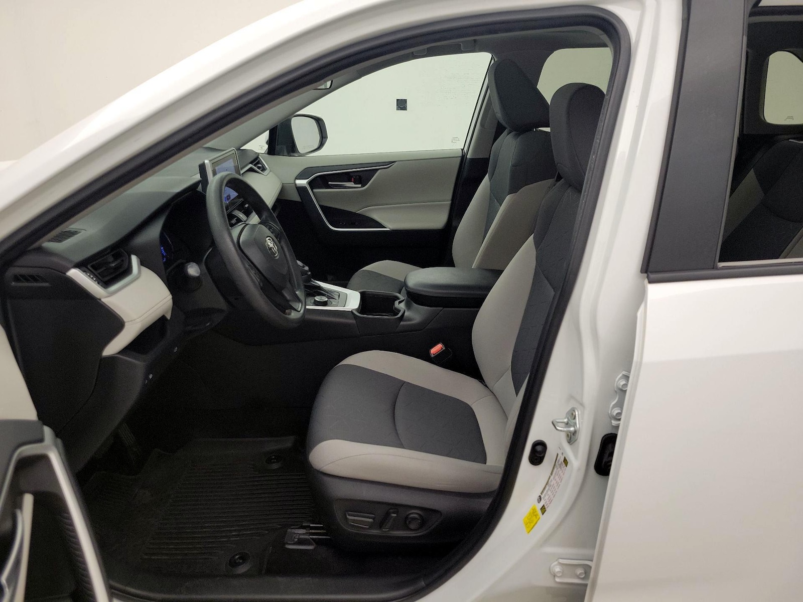 Power Seat(s) & Side Airbags
