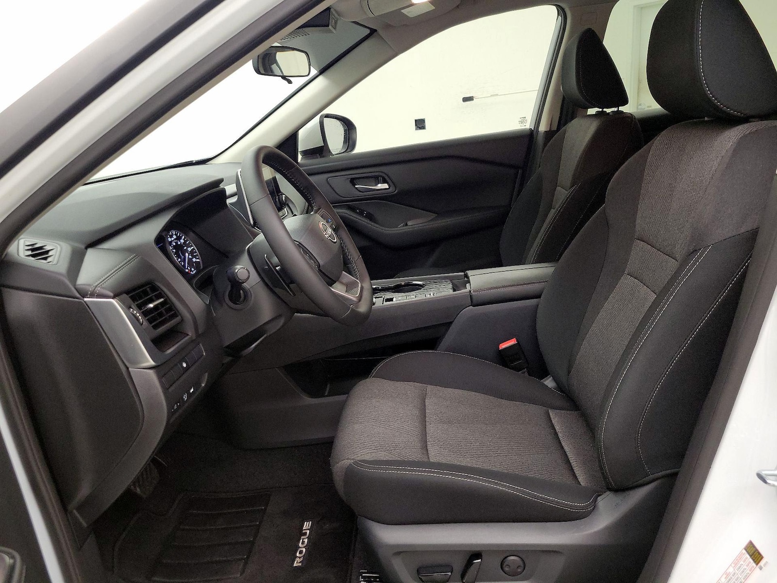 Power Seat(s) & Side Airbags