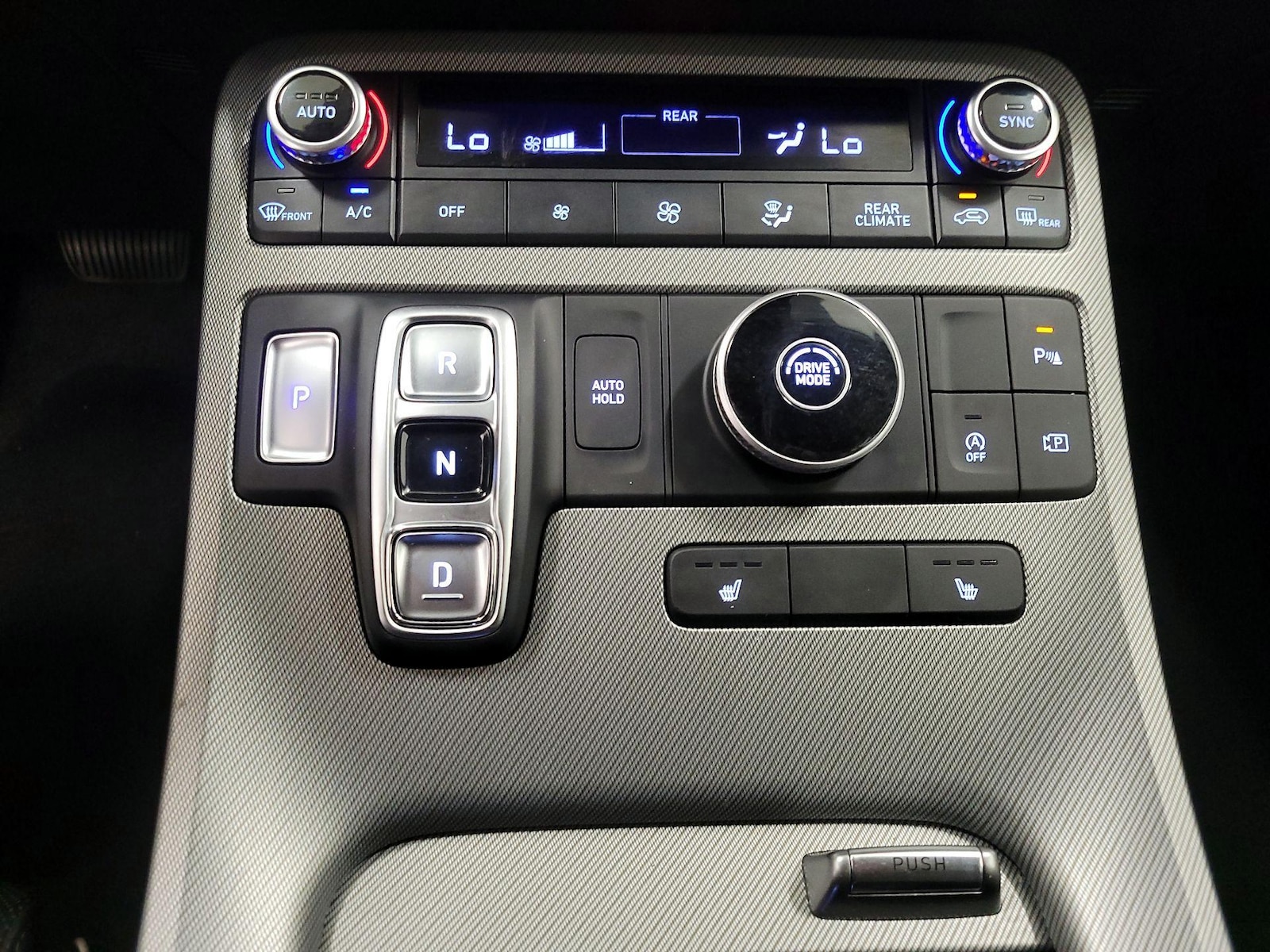 2025 Hyundai Palisade SEL - Photo 18