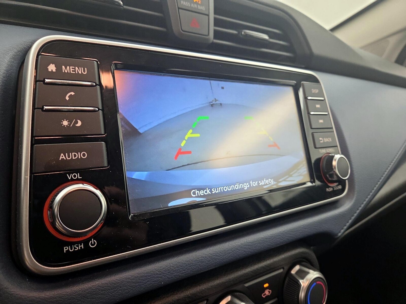 2025 Nissan Versa Sedan SV - Photo 15