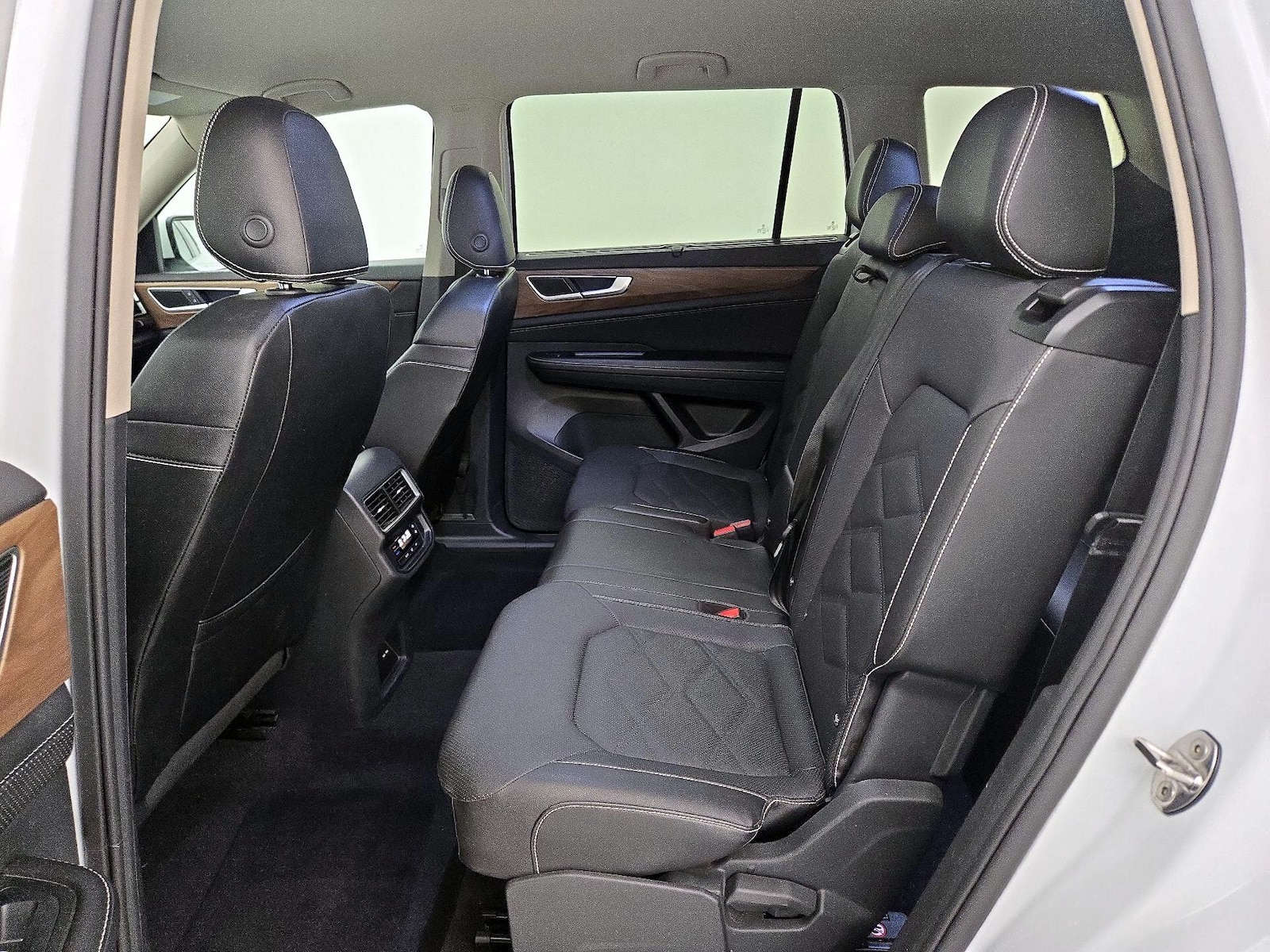 Rear Air Conditioning