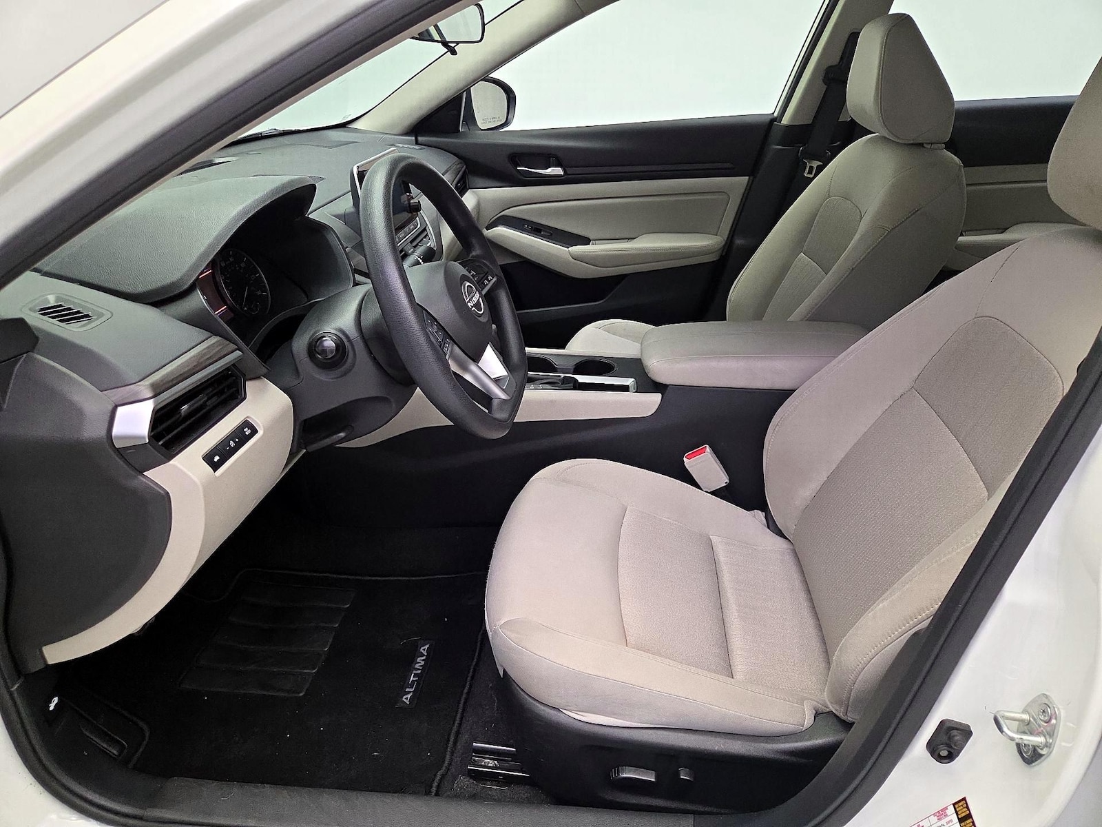 Power Seat(s) & Side Airbags