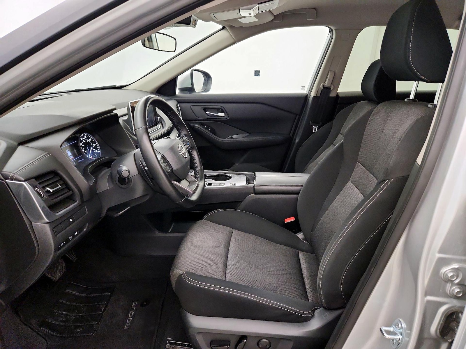 Power Seat(s) & Side Airbags