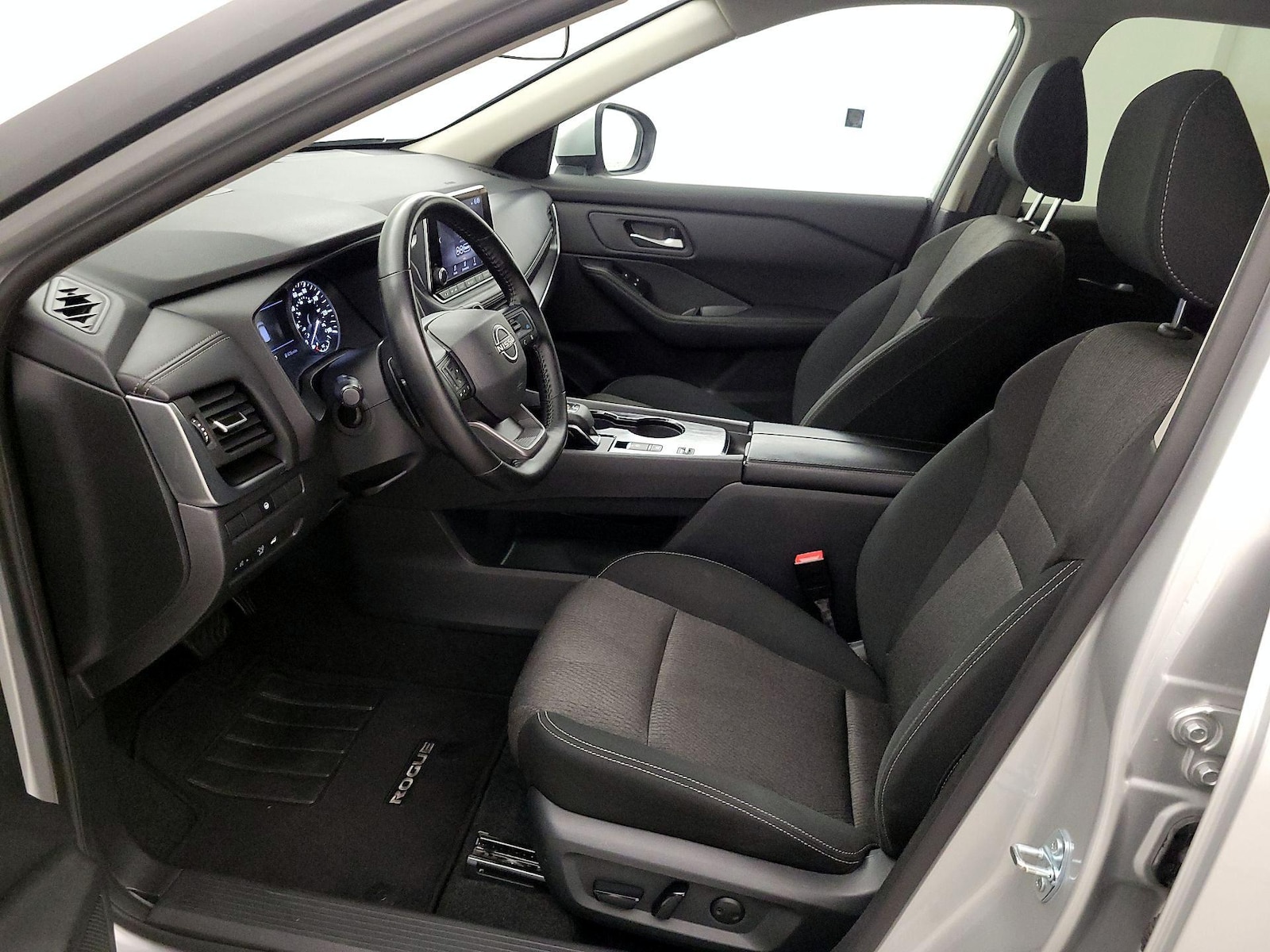 Power Seat(s) & Side Airbags