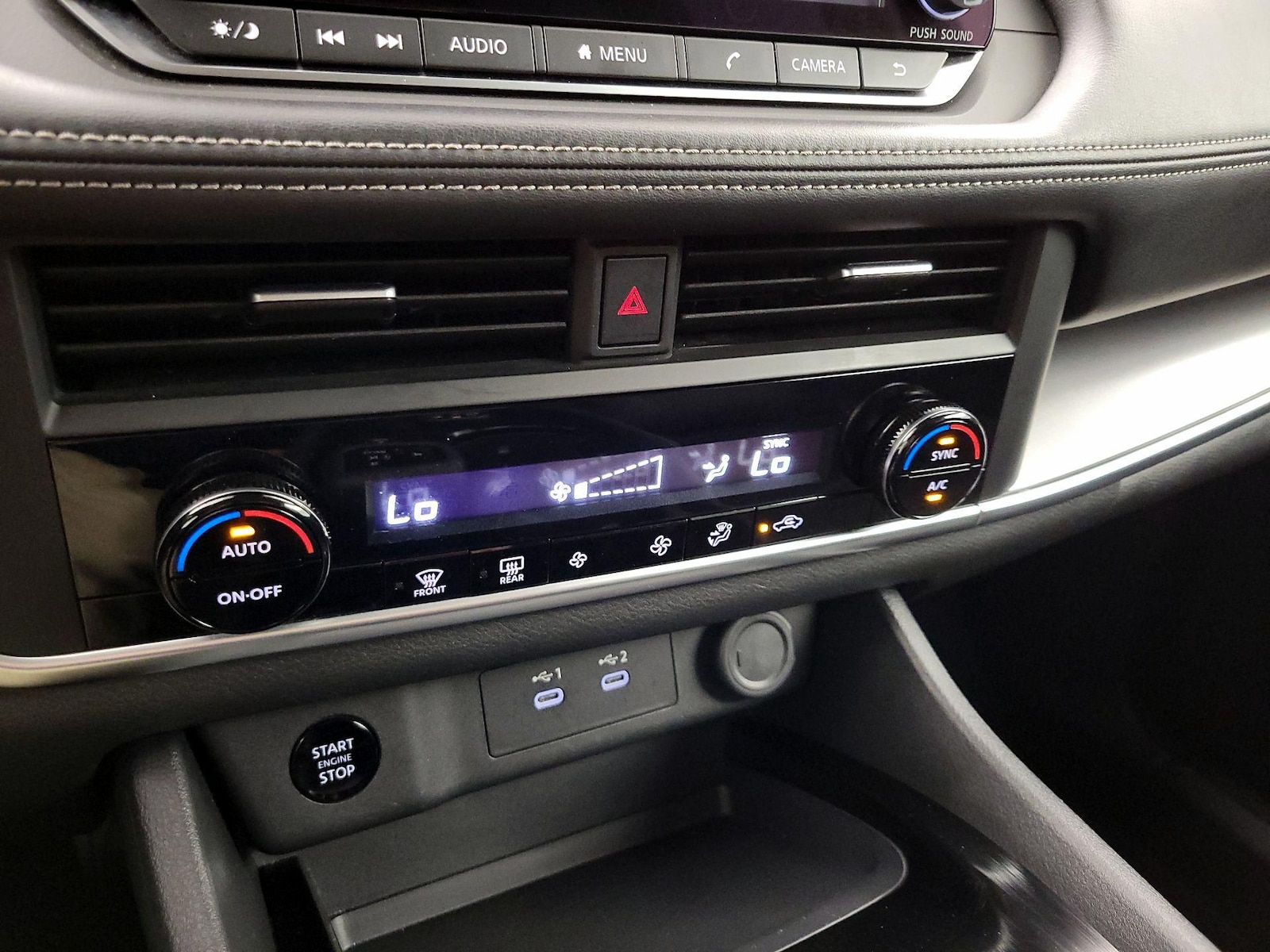 2025 Nissan Rogue SV - Photo 17