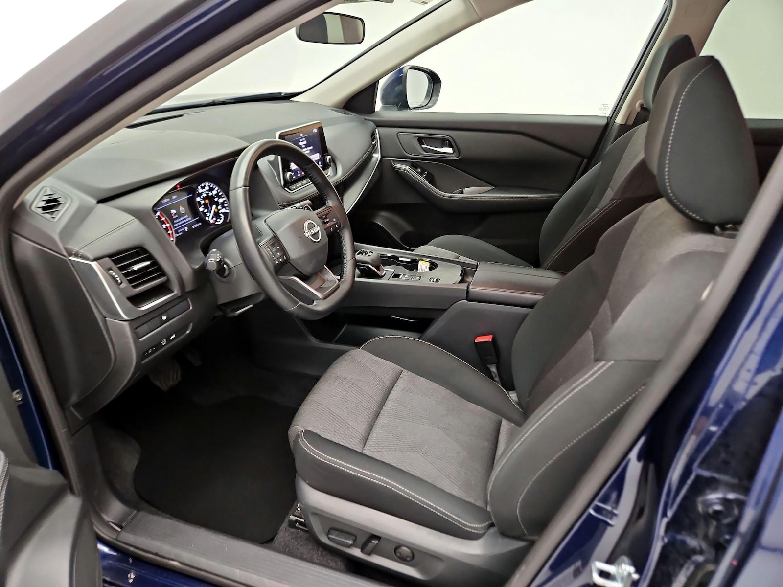 Power Seat(s) & Side Airbags