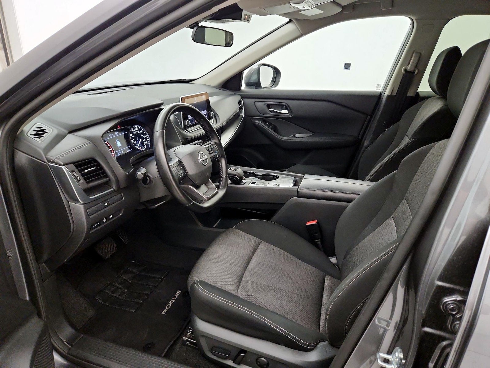 Power Seat(s) & Side Airbags