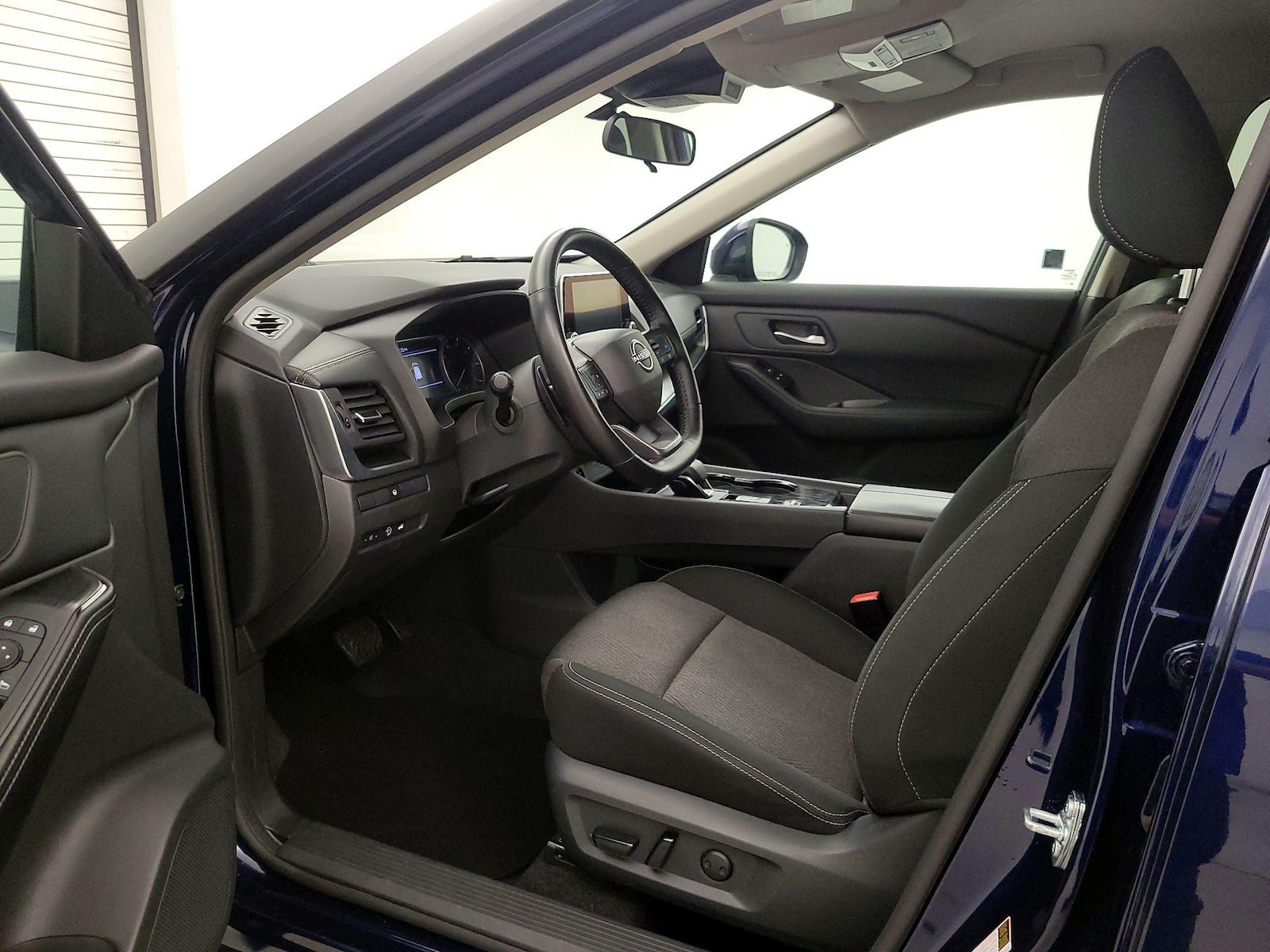 Power Seat(s) & Side Airbags