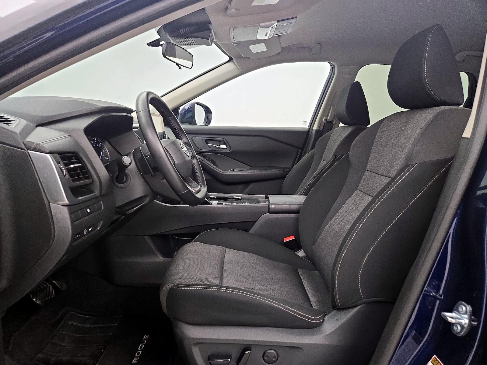 Power Seat(s) & Side Airbags
