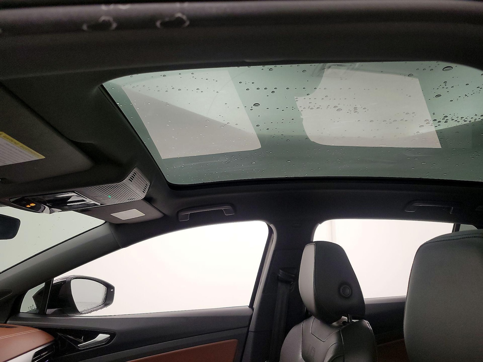 Skylight(s) & Overhead Airbags