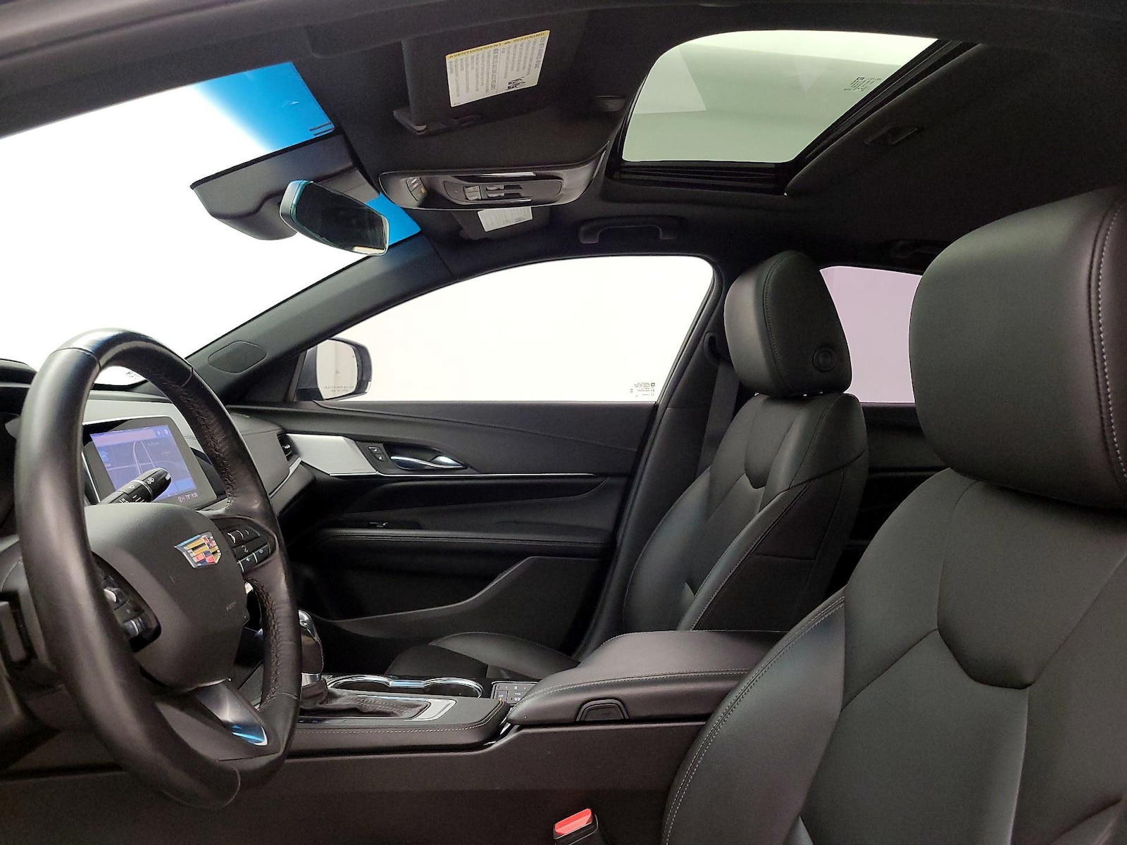 Sunroof(s) & Overhead Airbags