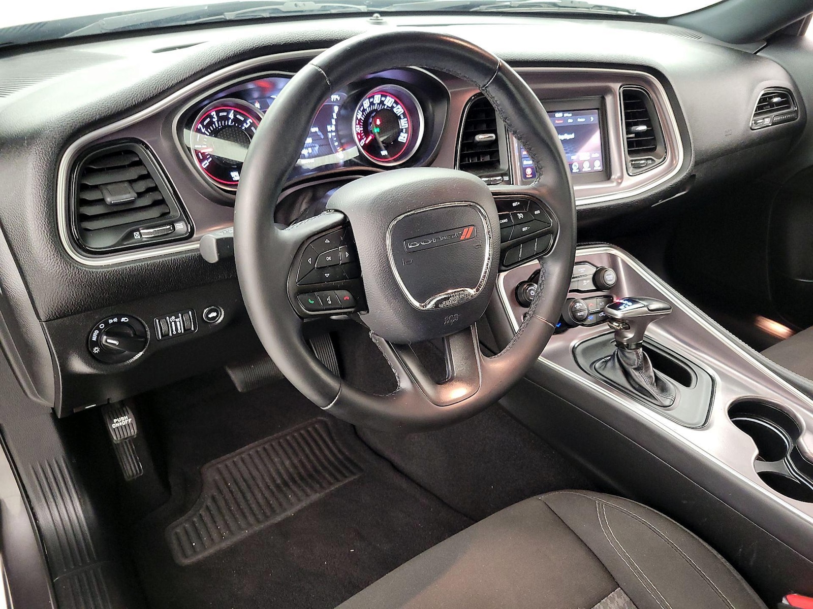 Apple CarPlay® & Android Auto™
