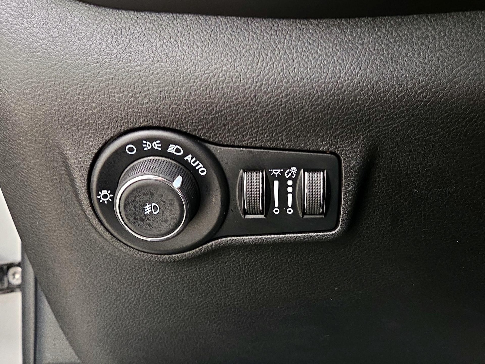 2025 Jeep Compass Trailhawk - Photo 14