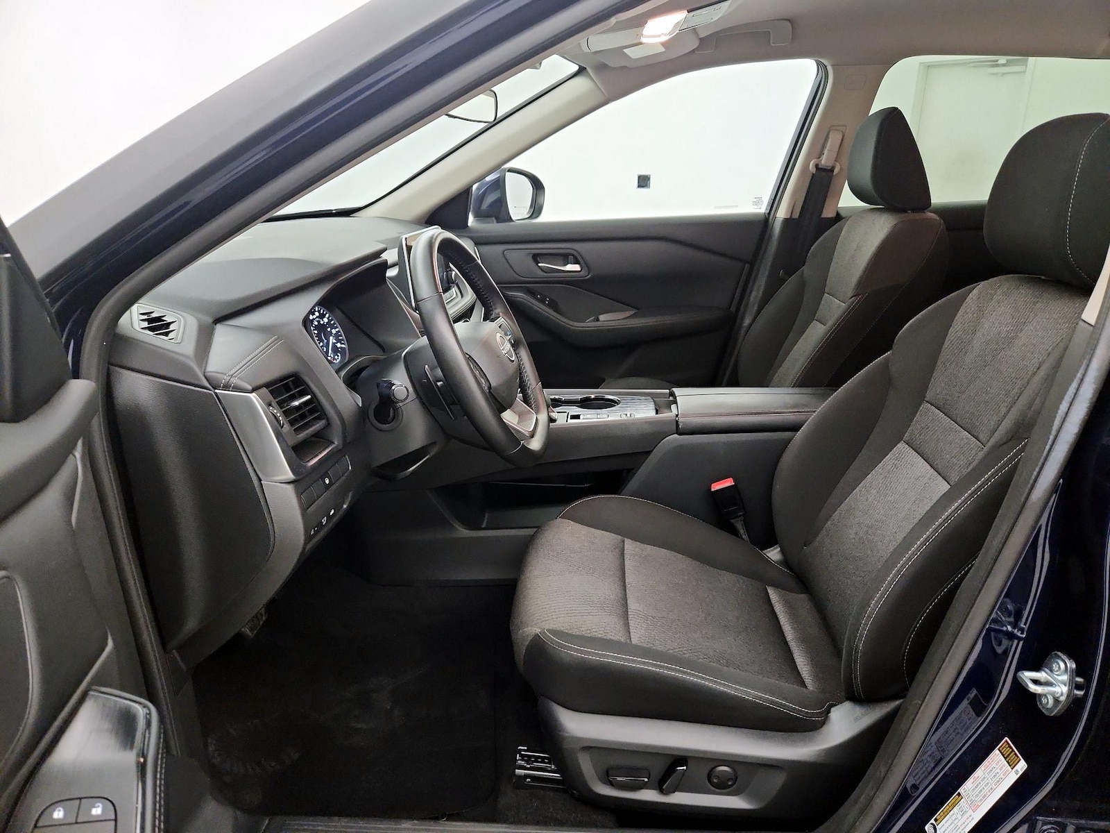 Power Seat(s) & Side Airbags