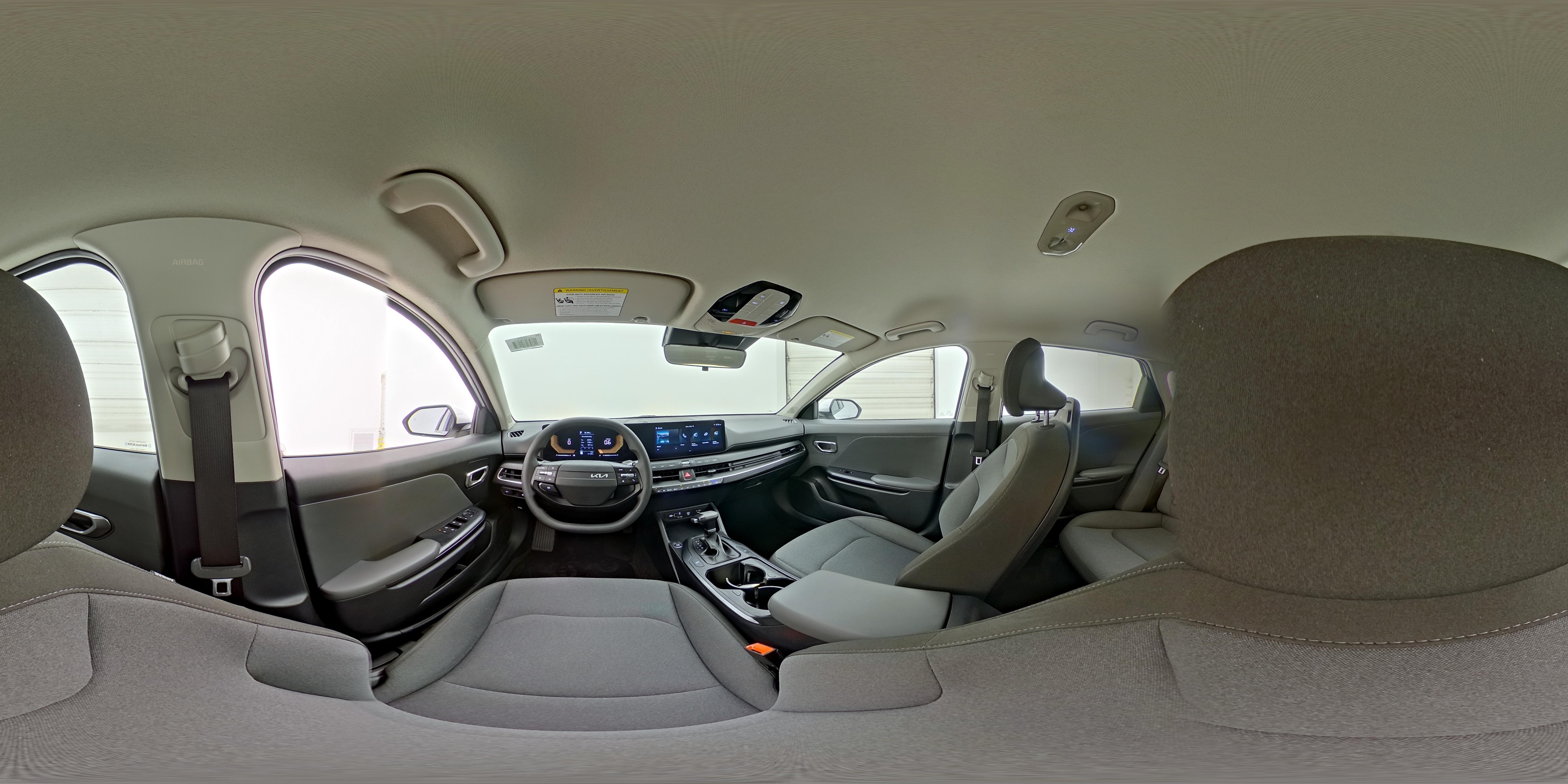 2025 Kia K4 LXS - Photo 26