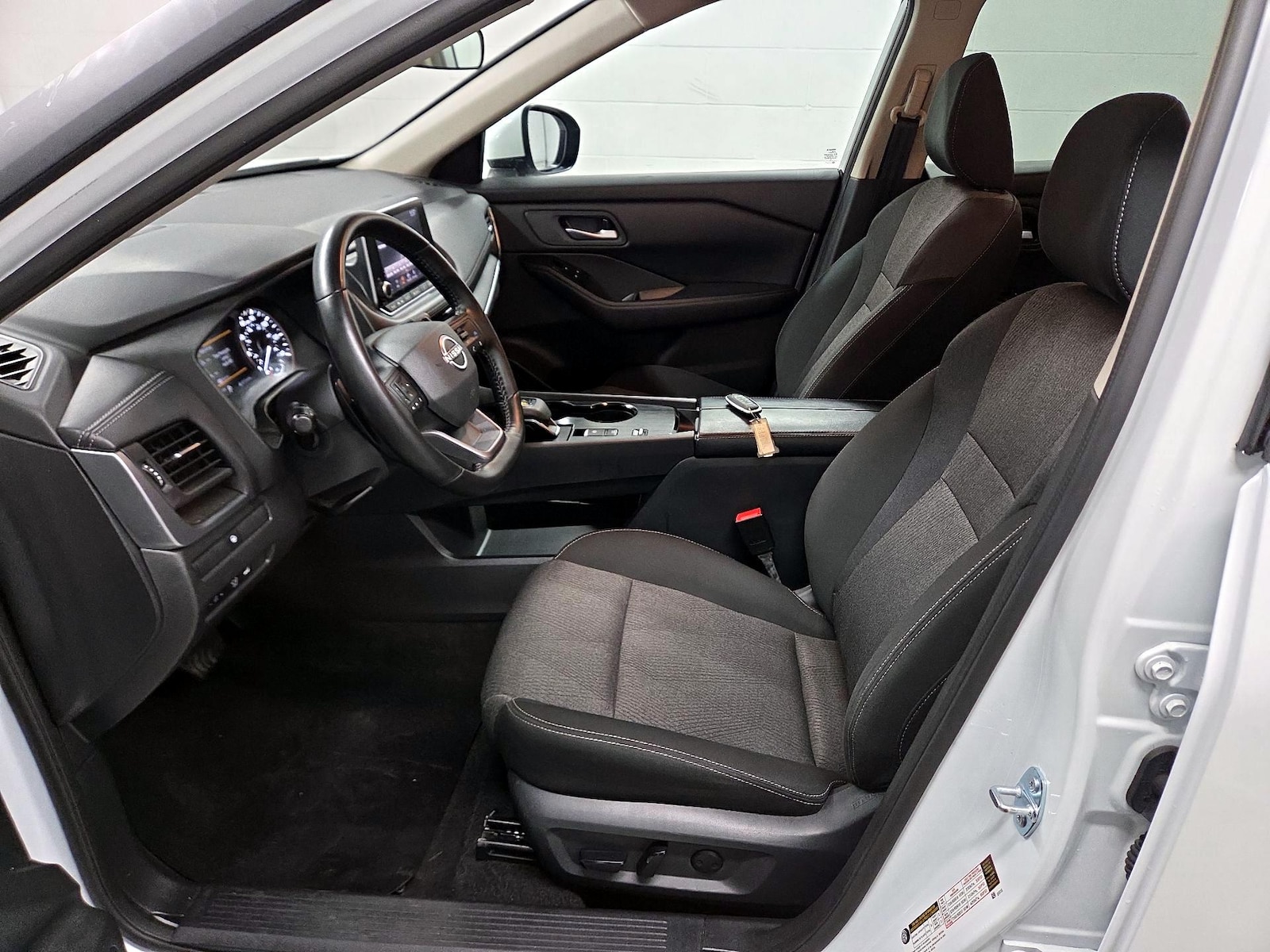Power Seat(s) & Side Airbags