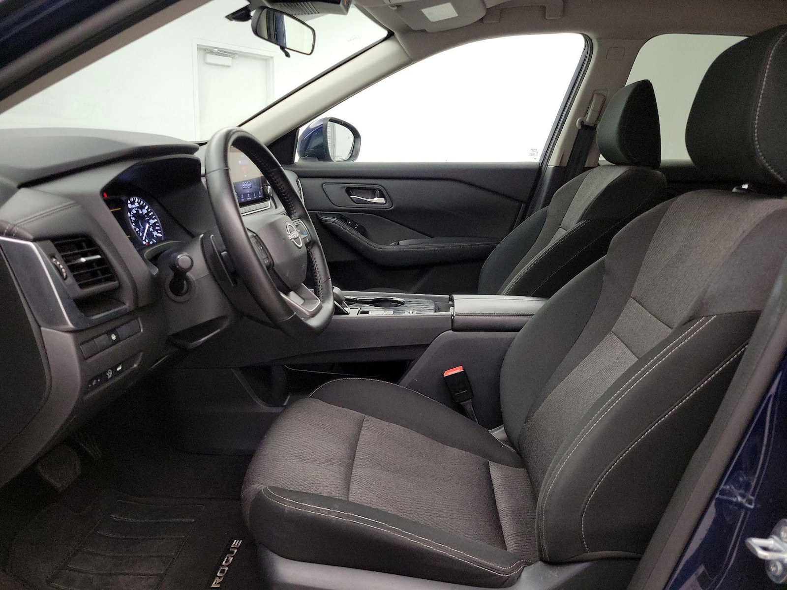 Power Seat(s) & Side Airbags