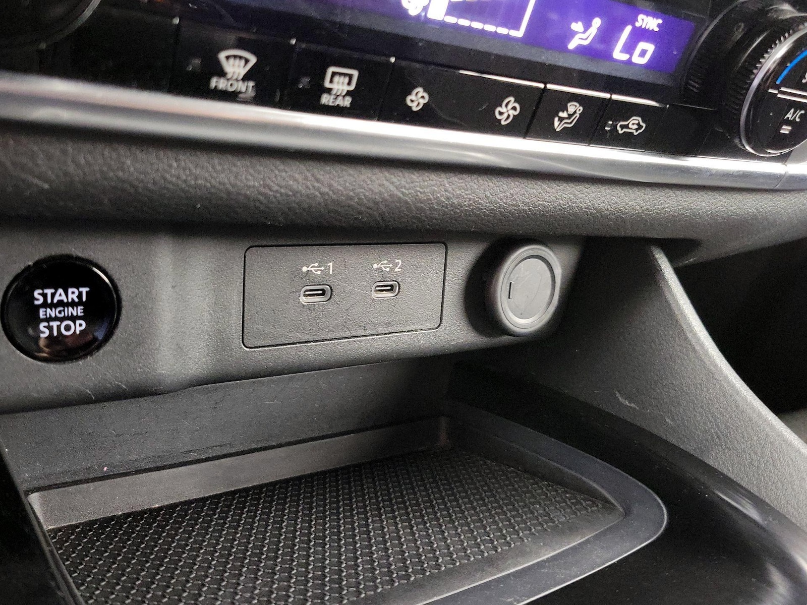 2025 Nissan Rogue SV - Photo 19