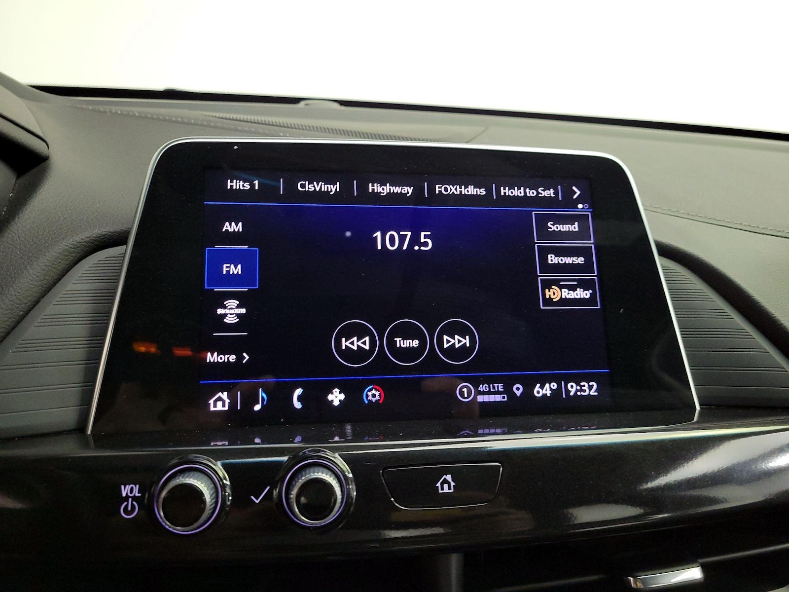 2026 Cadillac CT4 Luxury - Photo 16