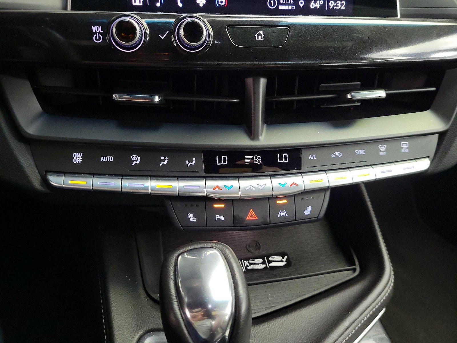 2026 Cadillac CT4 Luxury - Photo 17