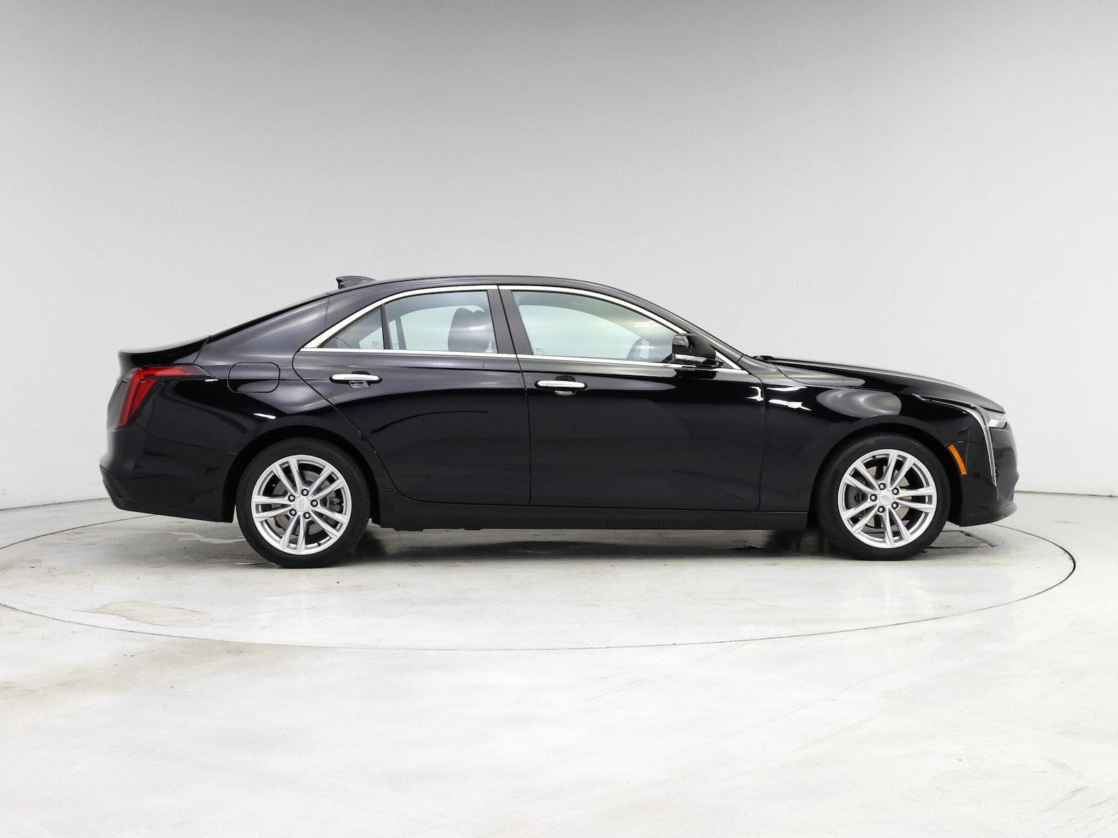2026 Cadillac CT4 Luxury - Photo 8