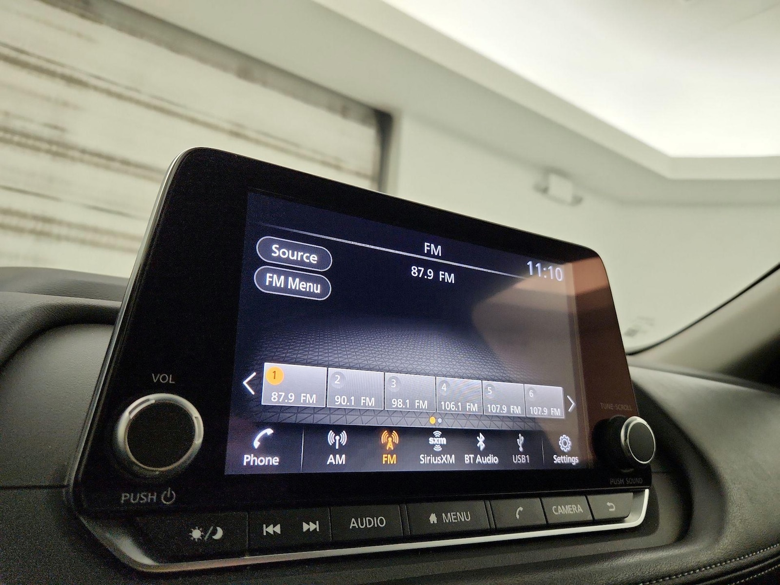 2025 Nissan Rogue SV - Photo 16