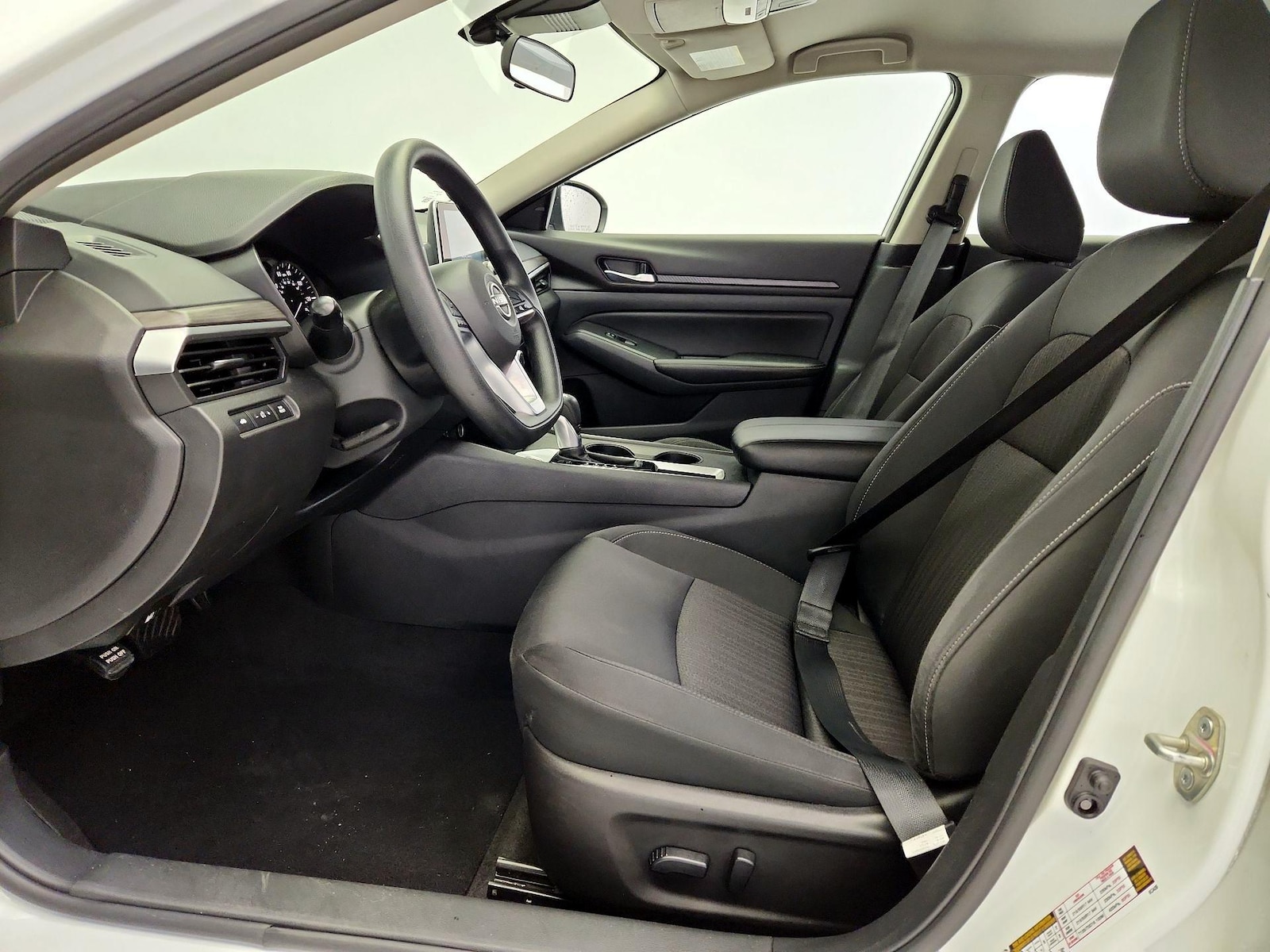Power Seat(s) & Side Airbags