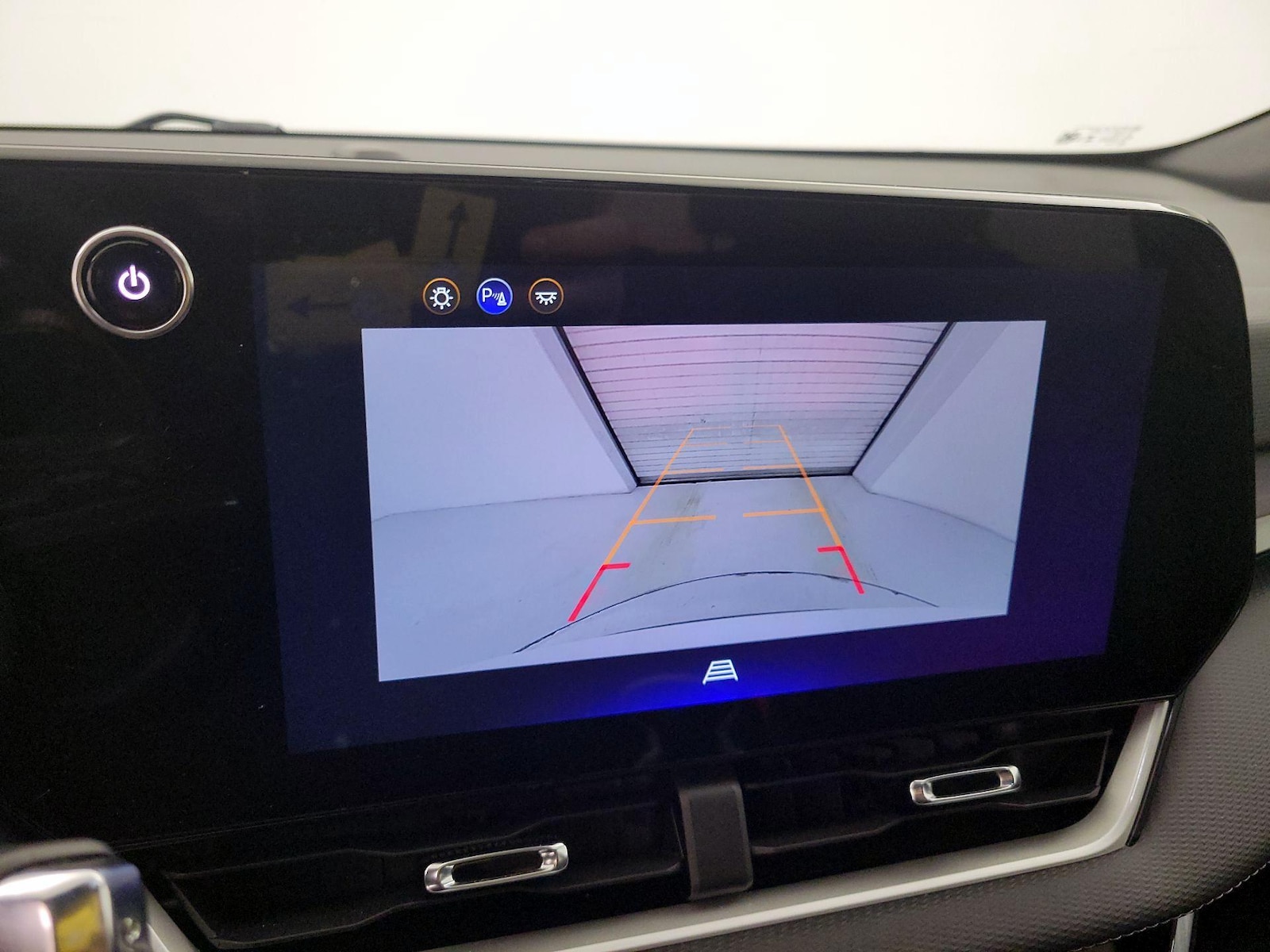 2025 Chevrolet Equinox LT - Photo 16