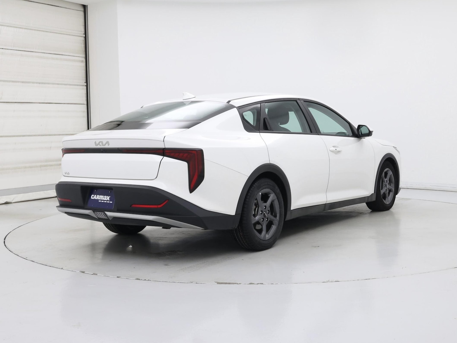 2025 Kia K4 LXS - Photo 9