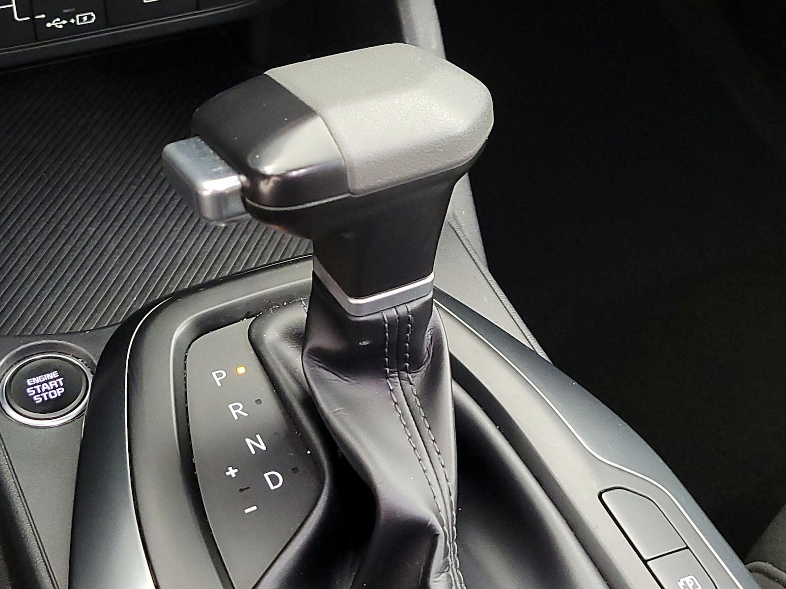 2025 Kia K4 LXS - Photo 18