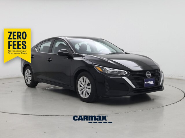 Black 2025 Nissan Sentra Sedan Front-Wheel Drive Automatic