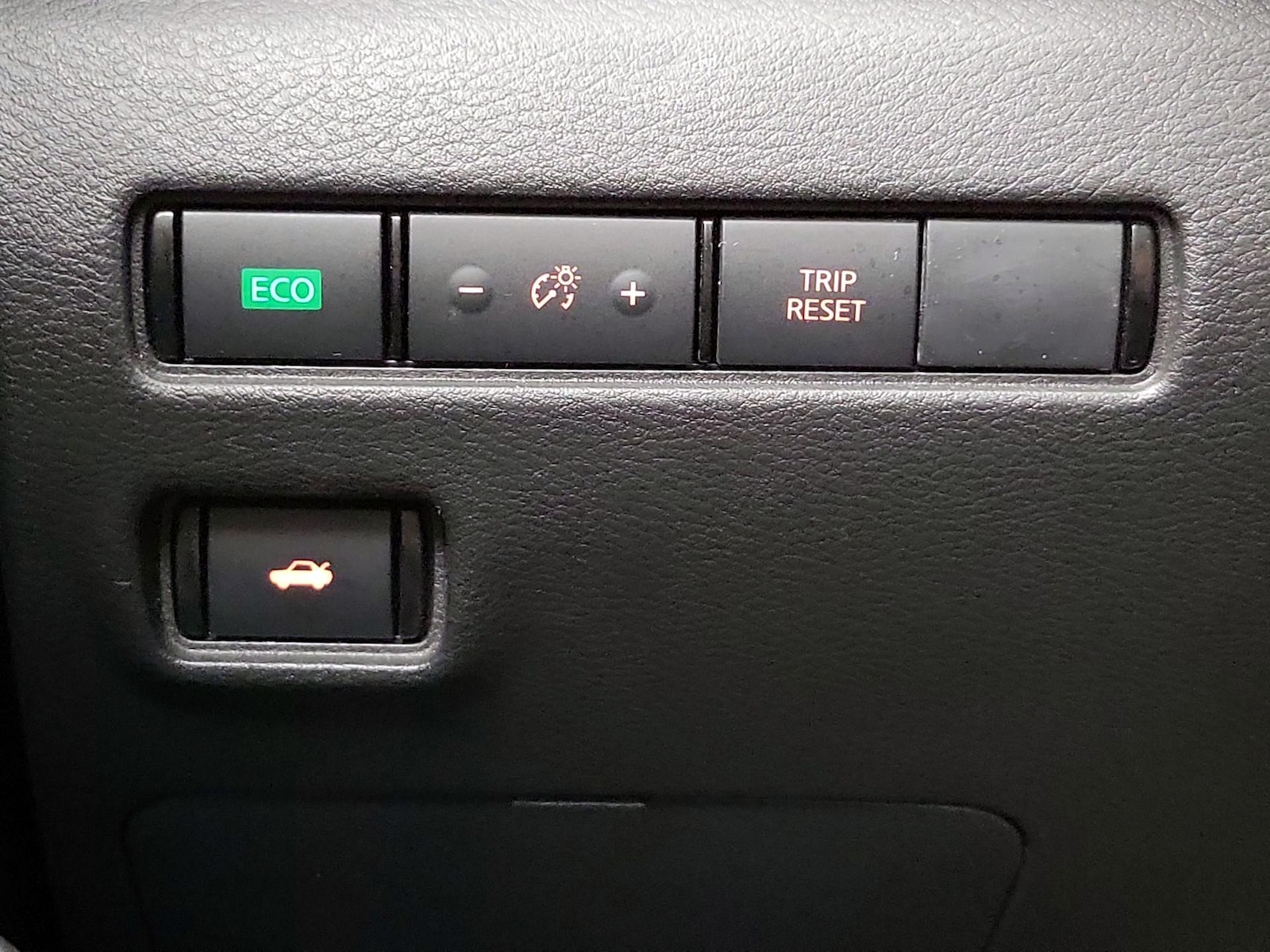 2025 Nissan Sentra SV - Photo 14