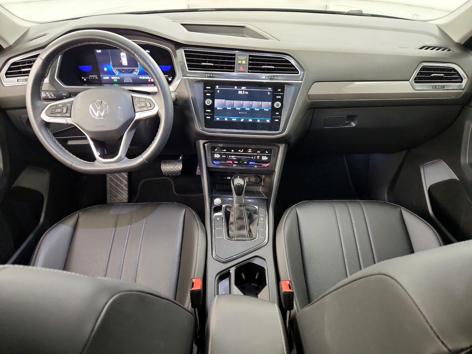 2023 Volkswagen Tiguan SE - Photo 10