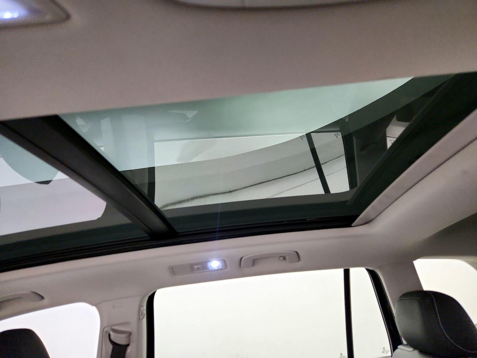 2023 Volkswagen Tiguan SE - Photo 25